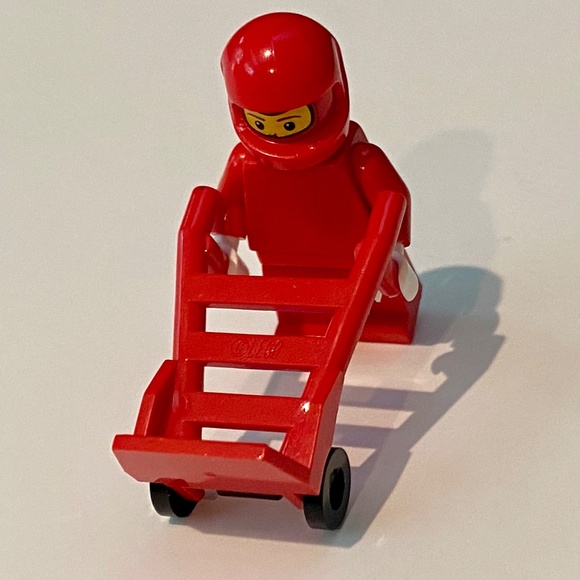 VTG LEGO Mini Figure Ferrari Race Car Pit Crew Dolly Wrench Head Mini fig rac046 - Picture 6 of 7